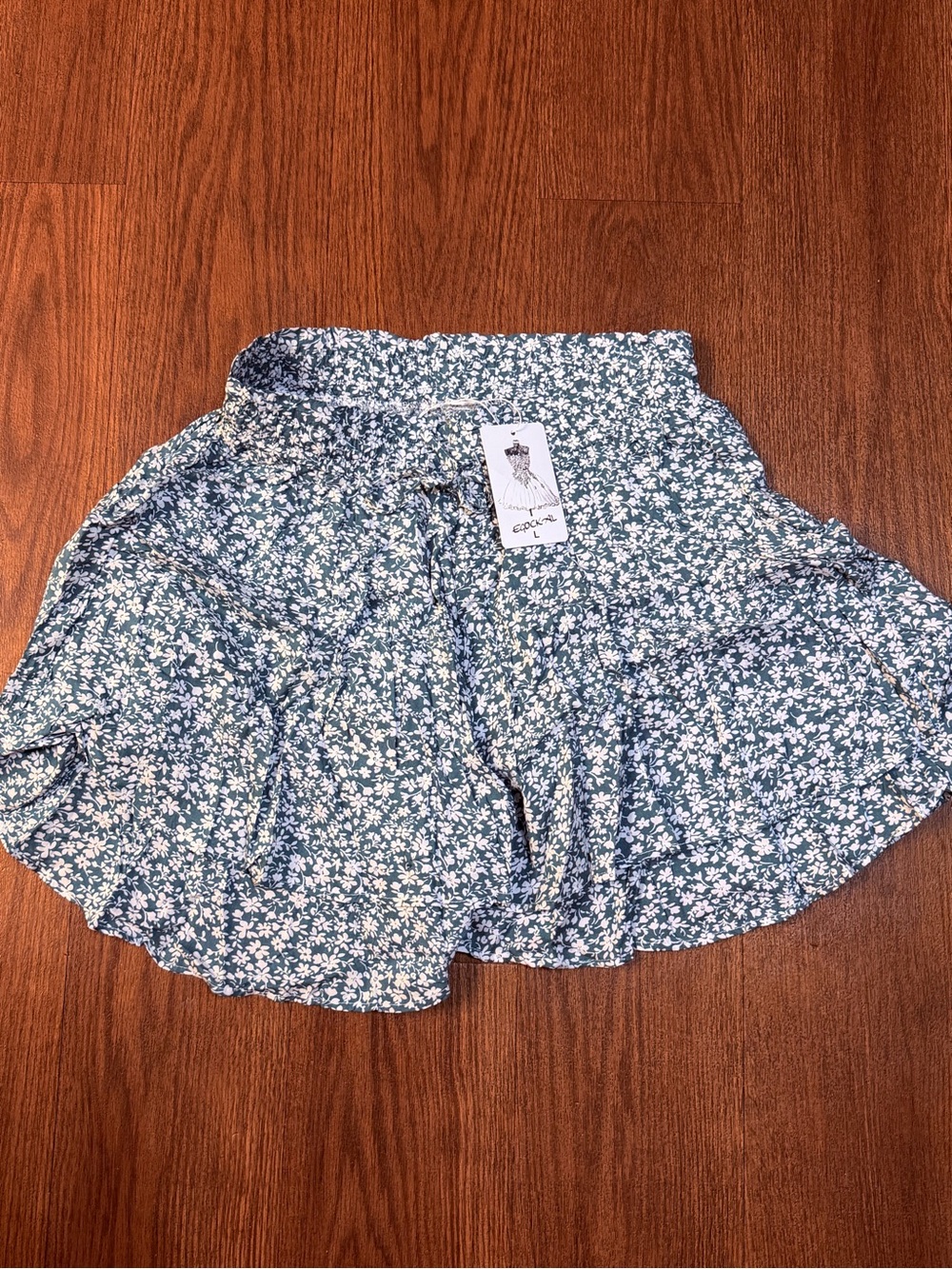 NWT EgoCkal Blue Floral Ruffle Skort, Size Like